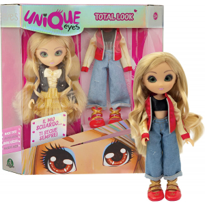 Unique Eyes Total Look Doll Amy