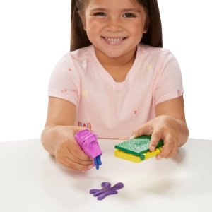 Play-Doh Zoom Zoom Vacuum and Clean-up Toy with 5 Colours 13 Play-Doh Zoom Zoom Vacuum and Clean-up Toy with 5 Colours - Image 4